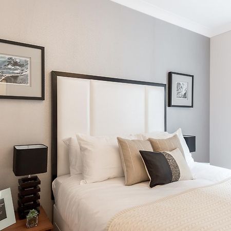Brompton Road Private Apartment لندن الغرفة الصورة